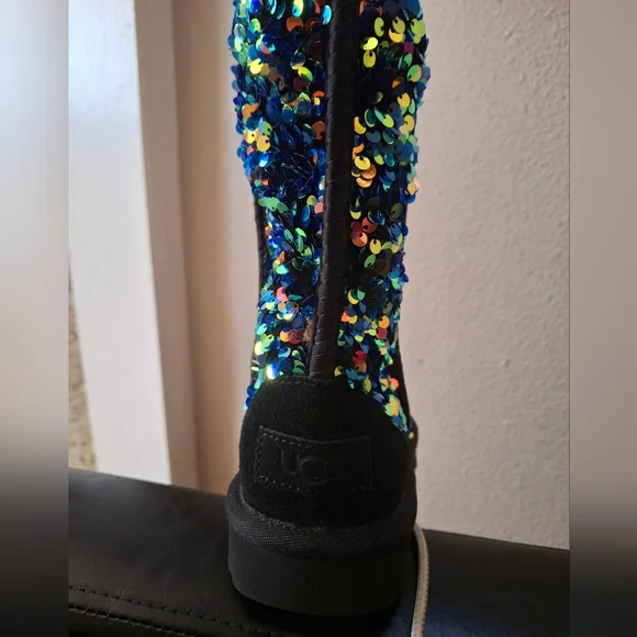 Ugg Australia Classic Stellar Sequin Multicolor Boots Black size 7 NEW - Picture 5 of 5